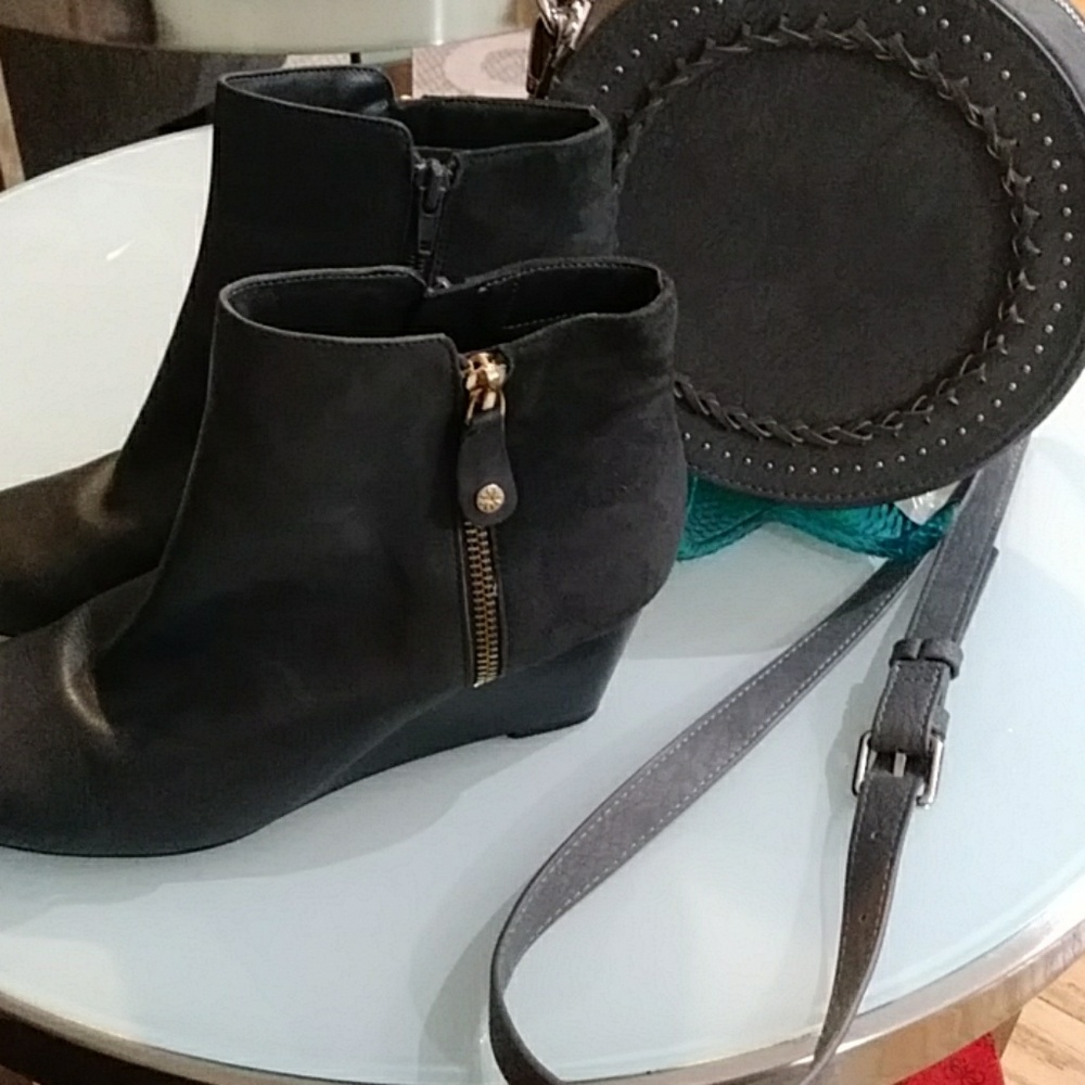 Isaac Mizrah Wedge Ankle Boot - image 2